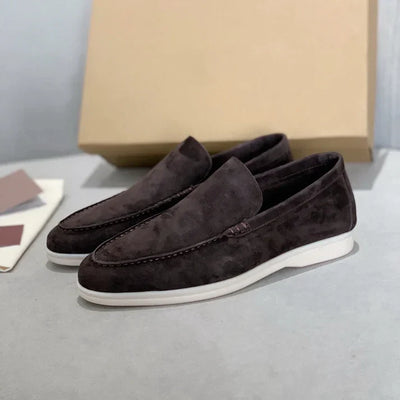 Elegante loafers i semsket skinn